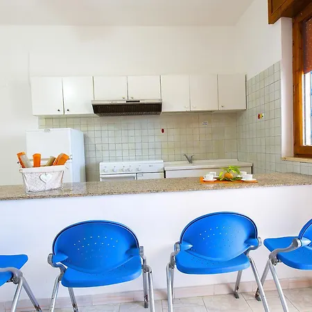 בית נופש Casa Cosimo 5 מנדוריה